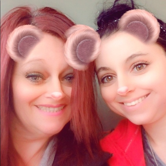 Meet your Posher, Larisa - Picture 1 of 1